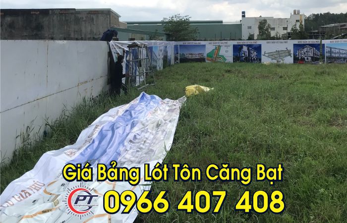 giá bảng hiệu lót tôn căng bạt