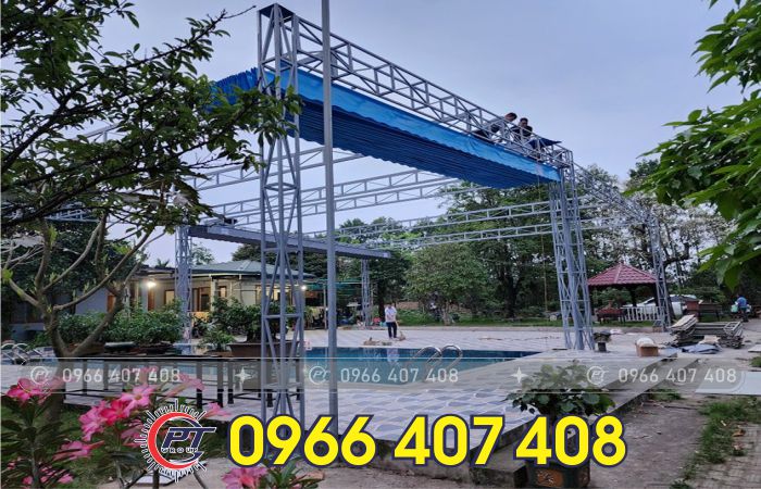 giá thi công mái bạt xếp bạt kéo cho sân thượng, bể bơi